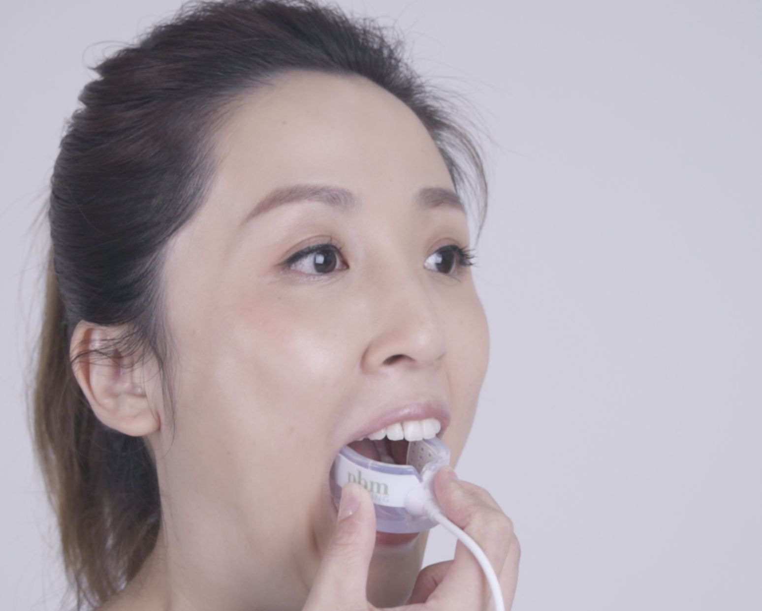 pbmヒーリング　矯正光加速装置　インビザライン pbm healing 光加速装置 pbmヒーリング インビザライン 矯正 pbm